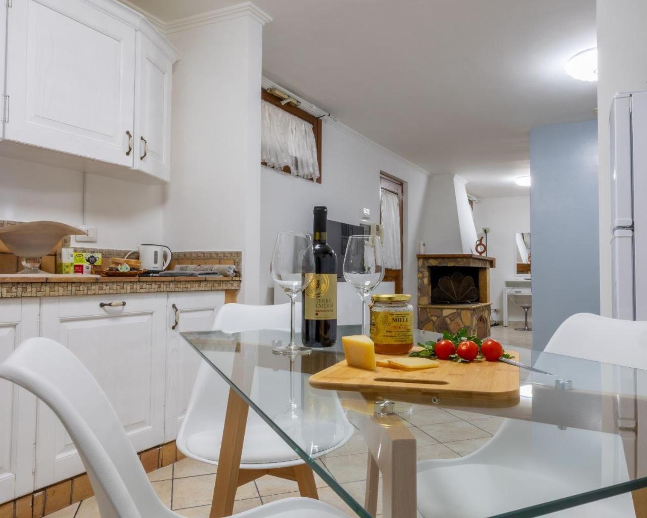 20 Min Aeroporto Fco - Casa Tranquilla Con Parcheggio Esterno Gratuito 阿其利亚 外观 照片